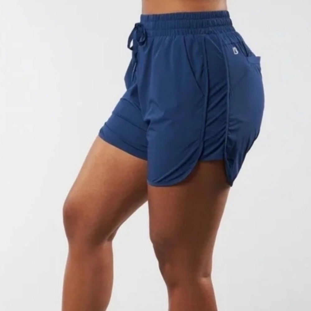 BuffBunny Flo Shorts in Navy Size Small